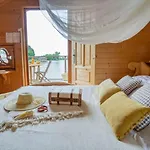 Village Flottant De Lodge *