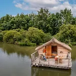 Village Flottant De * Pressac