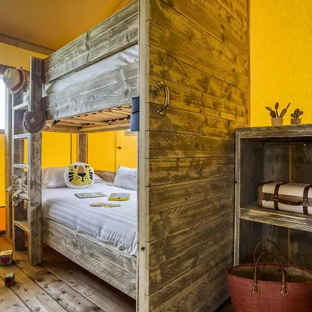 Village Flottant De Pressac