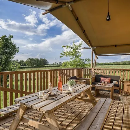 普雷萨克弗罗丹村山林小屋 山林小屋 *