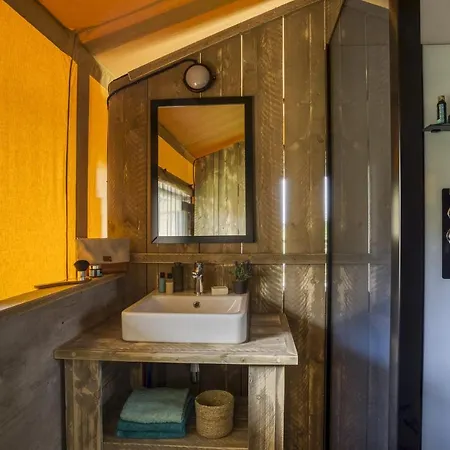 山林小屋 普雷萨克弗罗丹村山林小屋 *