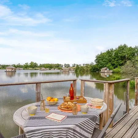 山林小屋 Village Flottant De *
