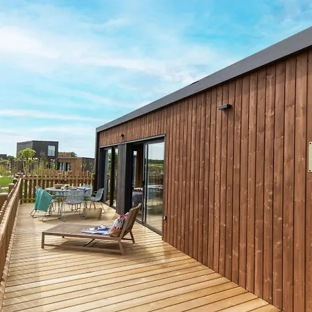 Lodge Village Flottant De Pressac