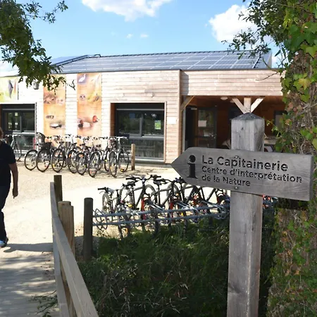 Village Flottant De Lodge