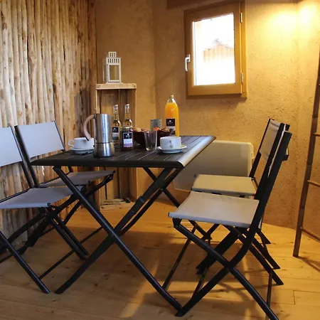 山林小屋 普雷萨克弗罗丹村山林小屋 *