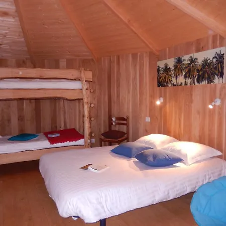 Village Flottant De Lodge