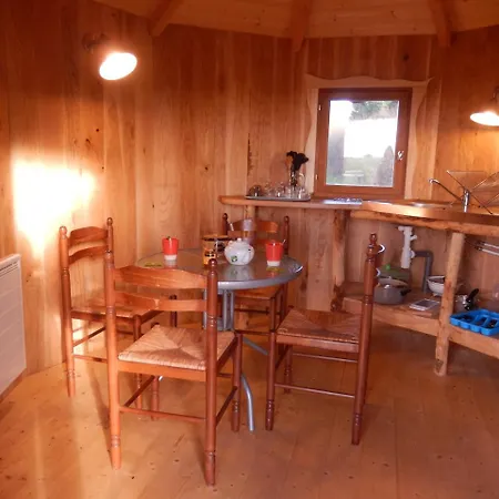 山林小屋 普雷萨克弗罗丹村山林小屋 *