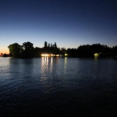 普雷萨克弗罗丹村山林小屋 * Pressac