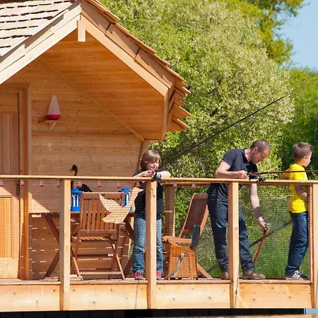 普雷萨克弗罗丹村山林小屋 山林小屋 *