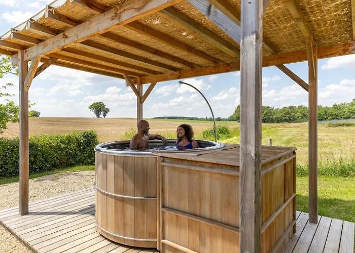 Lodge Village Flottant De Pressac