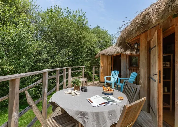 Village Flottant De Lodge Pressac