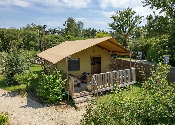 Village Flottant De Lodge *