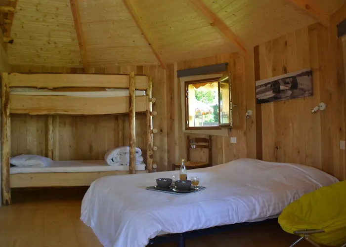 Village Flottant De *