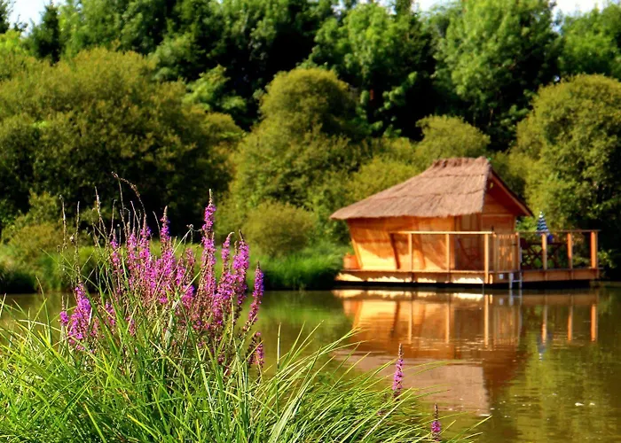 Village Flottant De Lodge *